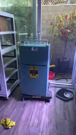 Small Refrigerator