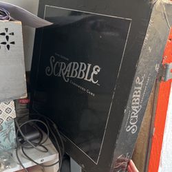 Scrabble Onyx Edition Crossword Game