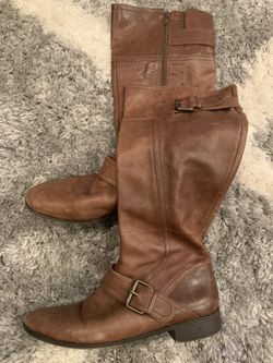 Women’s 9.5 Nine West Leather boots