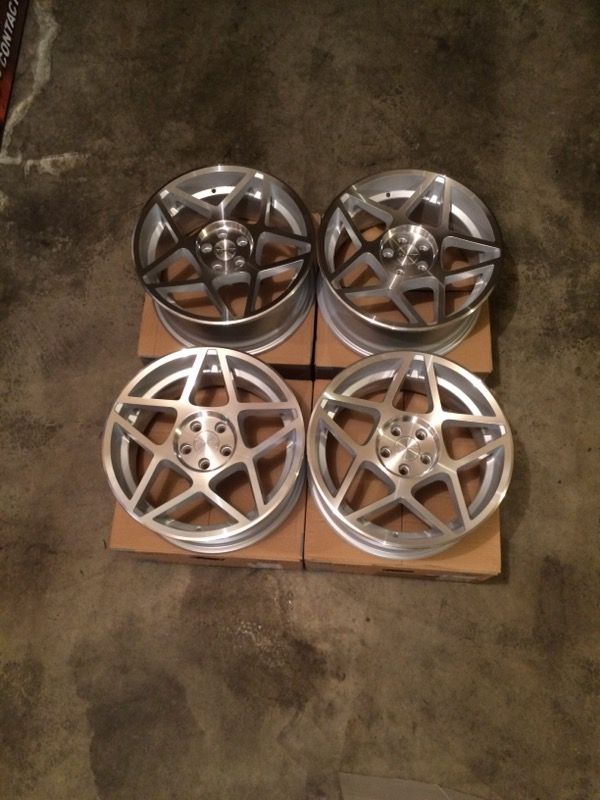 17x8 Avid Av52 Concave 5x100 wheels