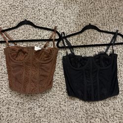 2 corsets S/M 10 each
