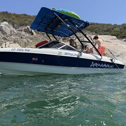 2005 Bayliner 185