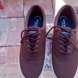 Casual Shoes Size 10.50 Sperry Brand