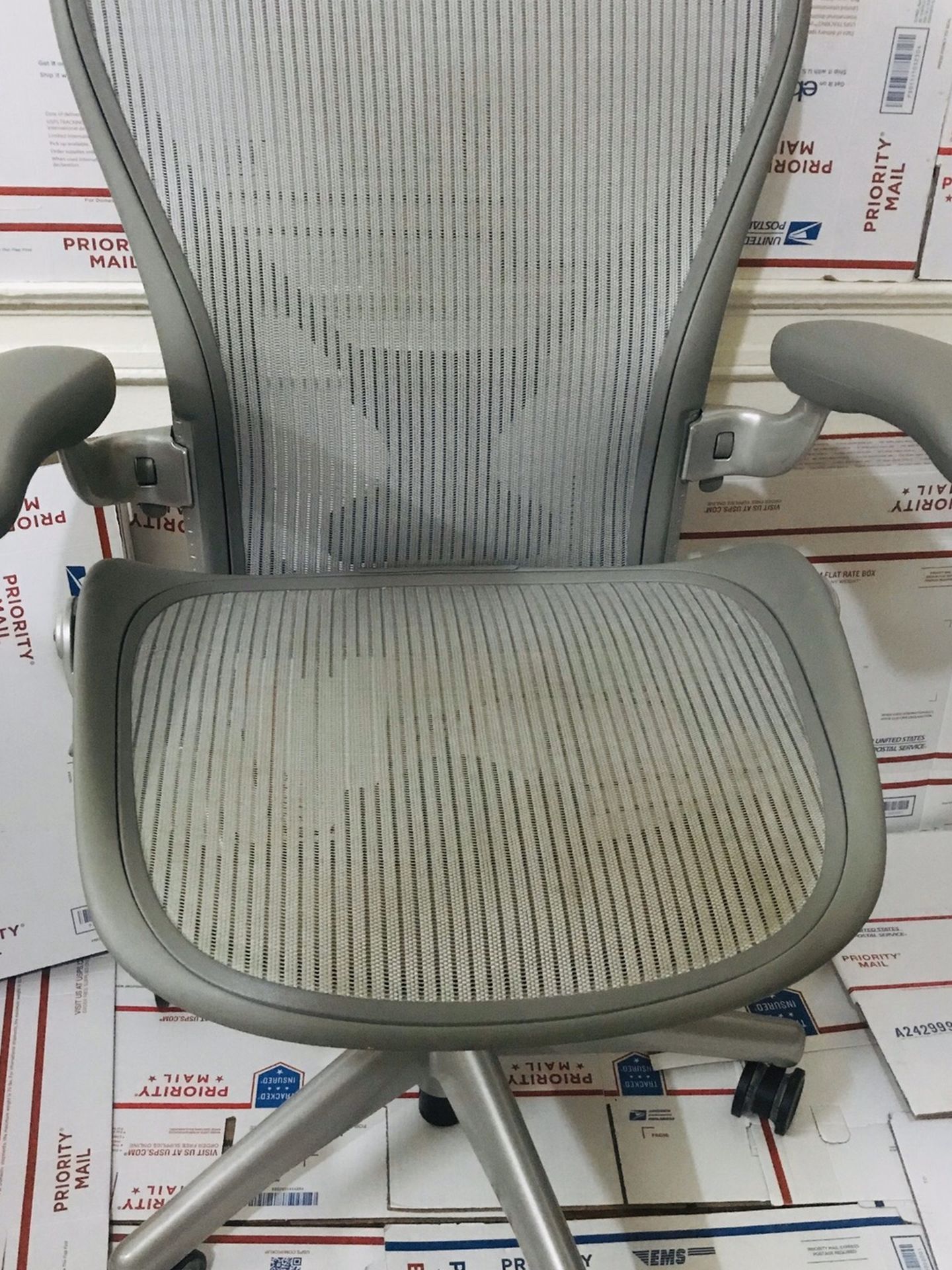 Herman Miller Classic Aeron Size C Fully Loaded Ergonomic Office Gaming Chair