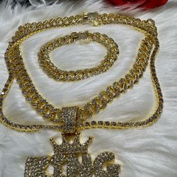 ✨Necklace Crown King✨