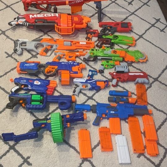 18 Nerf Guns, Cartridges And Bullets for Sale in Los Angeles, CA - OfferUp