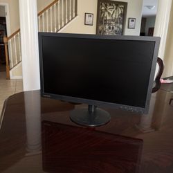 Lenovo ThinkVision 22 Inch Monitor. Fully Functional