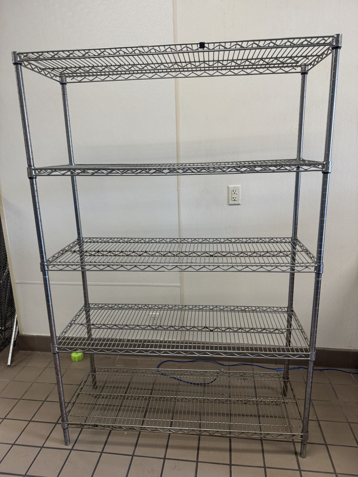 Wire Shelves Lg