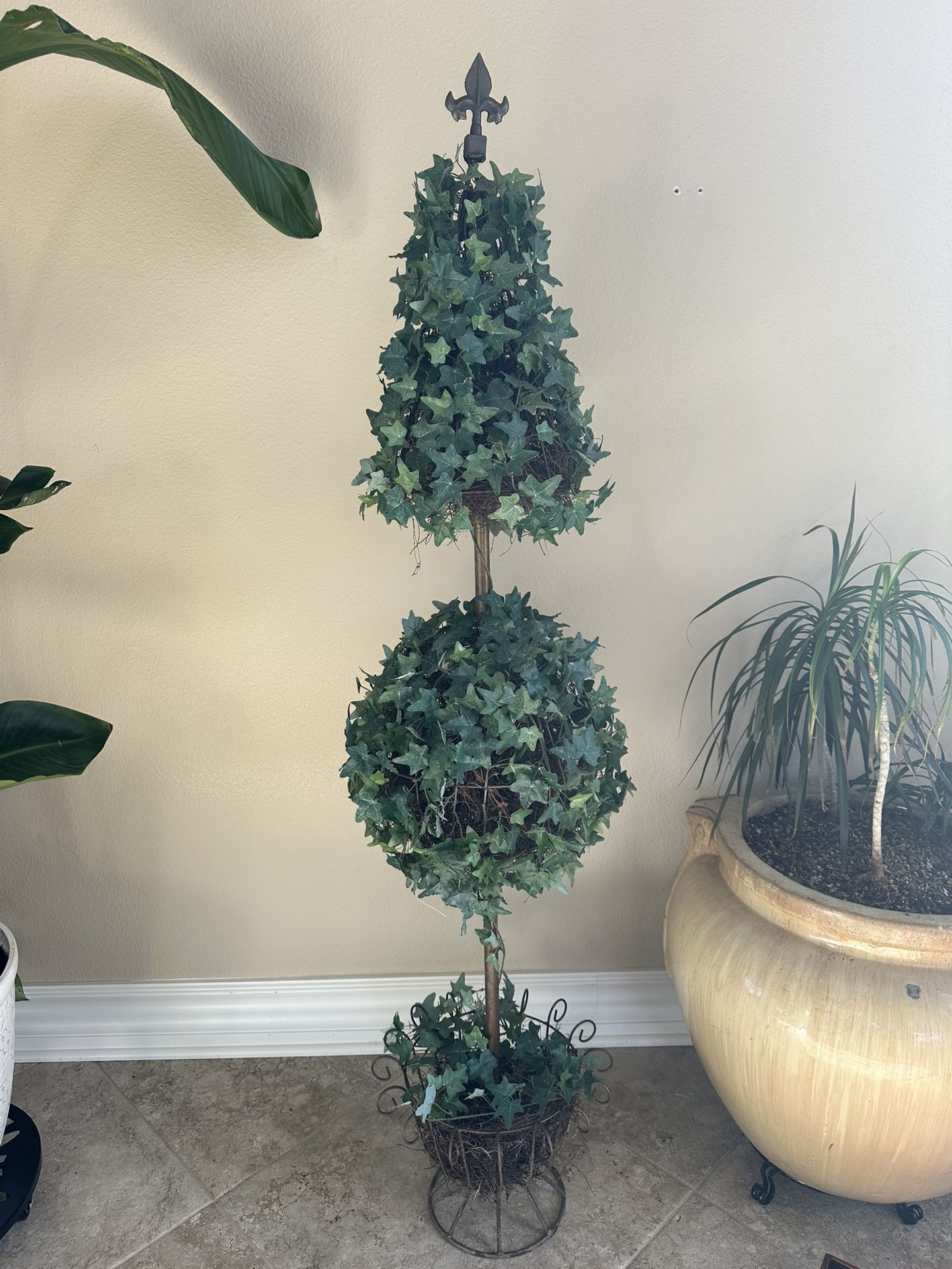 Silk Ivy Topiary On Wrought Iron Base
