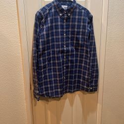 Long Sleeve Button Size M $3