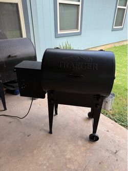 Traeger Pellet Smoker