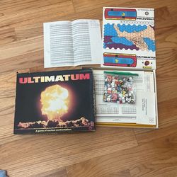 1979 Vintage ULTIMATUM Board Game ♟️