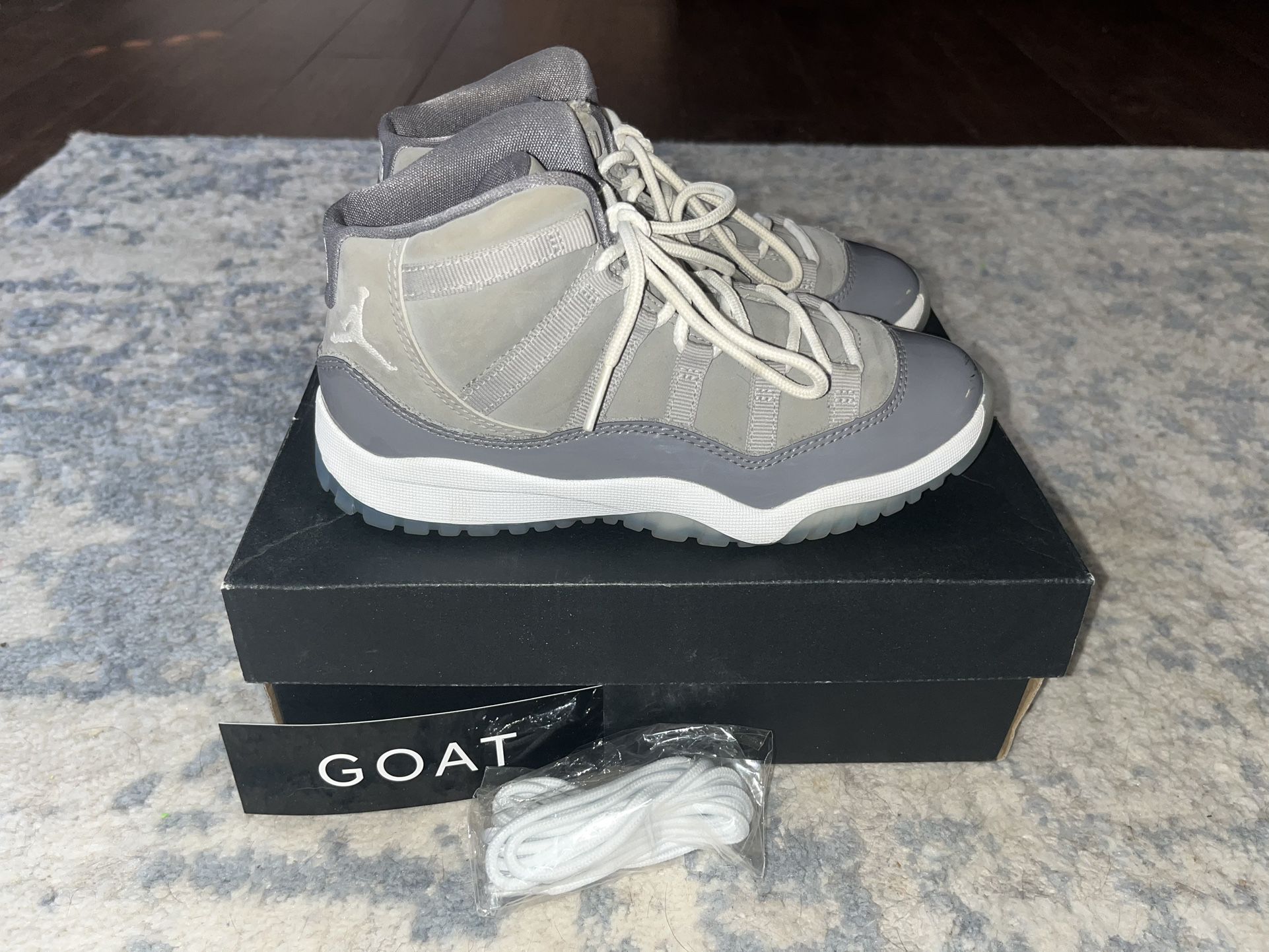 Jordan 11 Retro Cool Grey PS. Size 2.5Y