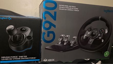 Logitech G920 Racing Wheel with Pedals and Shifter