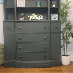 Wooden hutch