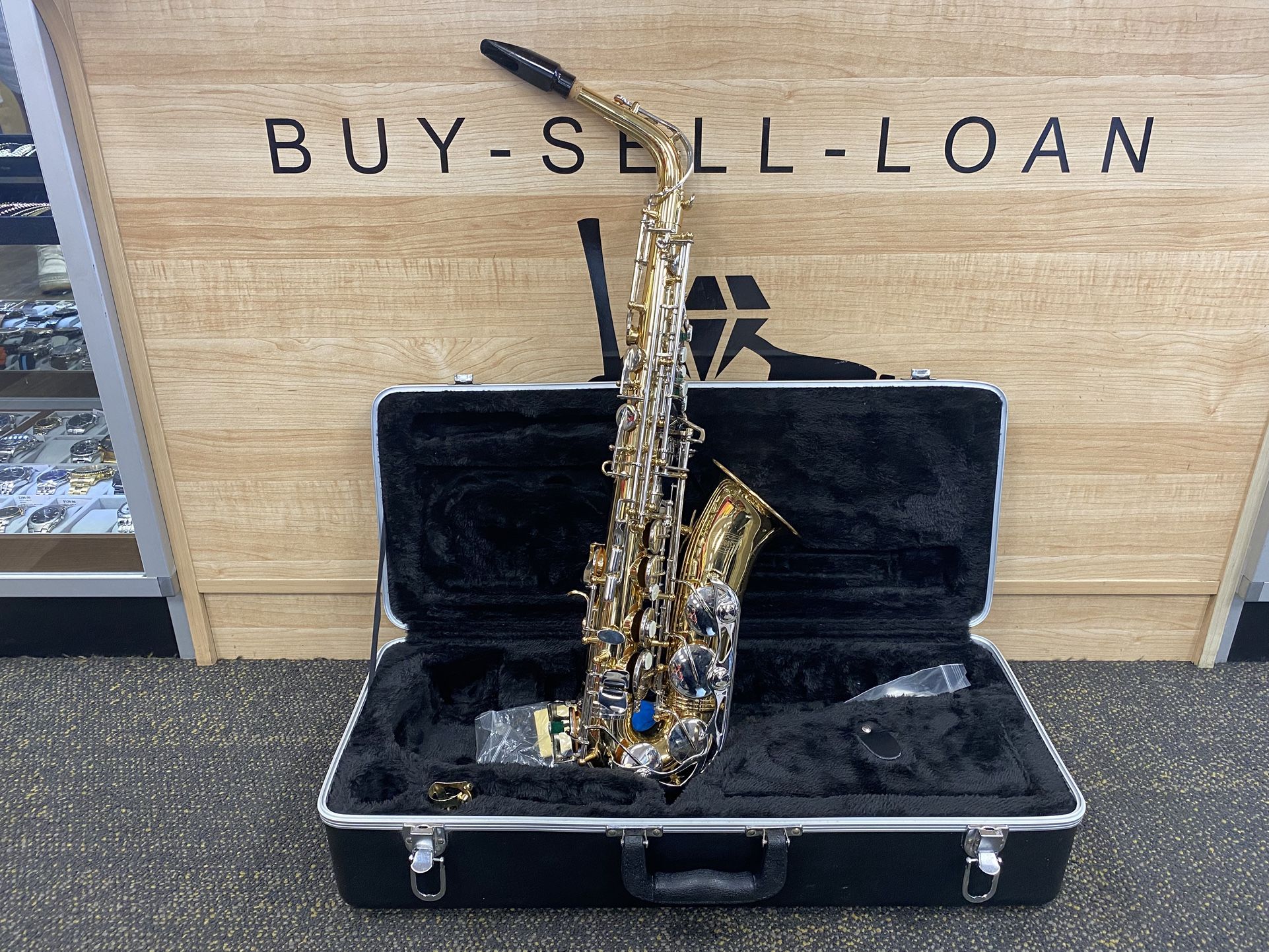 Selmer Bundy II Alto Saxophone with Hard Case