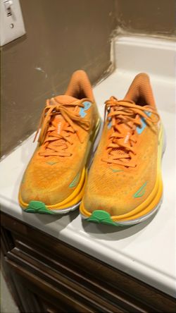 Shoes hoka mens size 10.5 D
