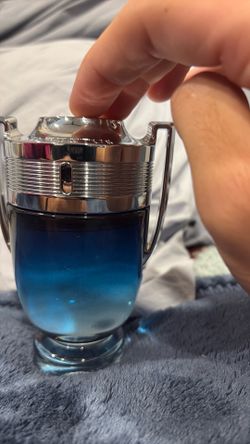 Men cologne