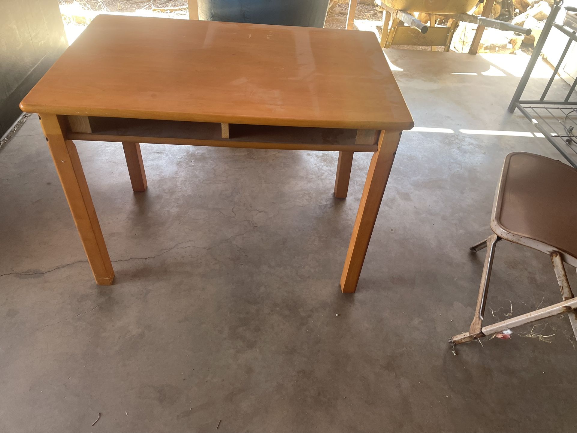 Desk For Sale Five Dollars Very Nice. Pick Up Only.