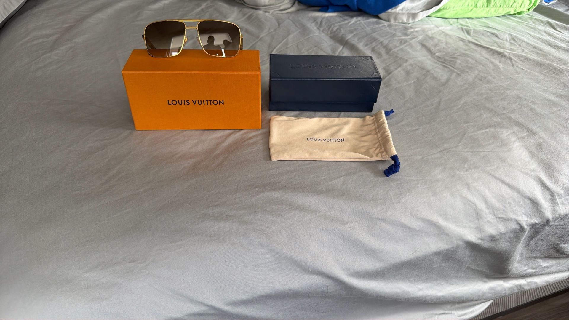 Louis Vuitton Men’s Shades 