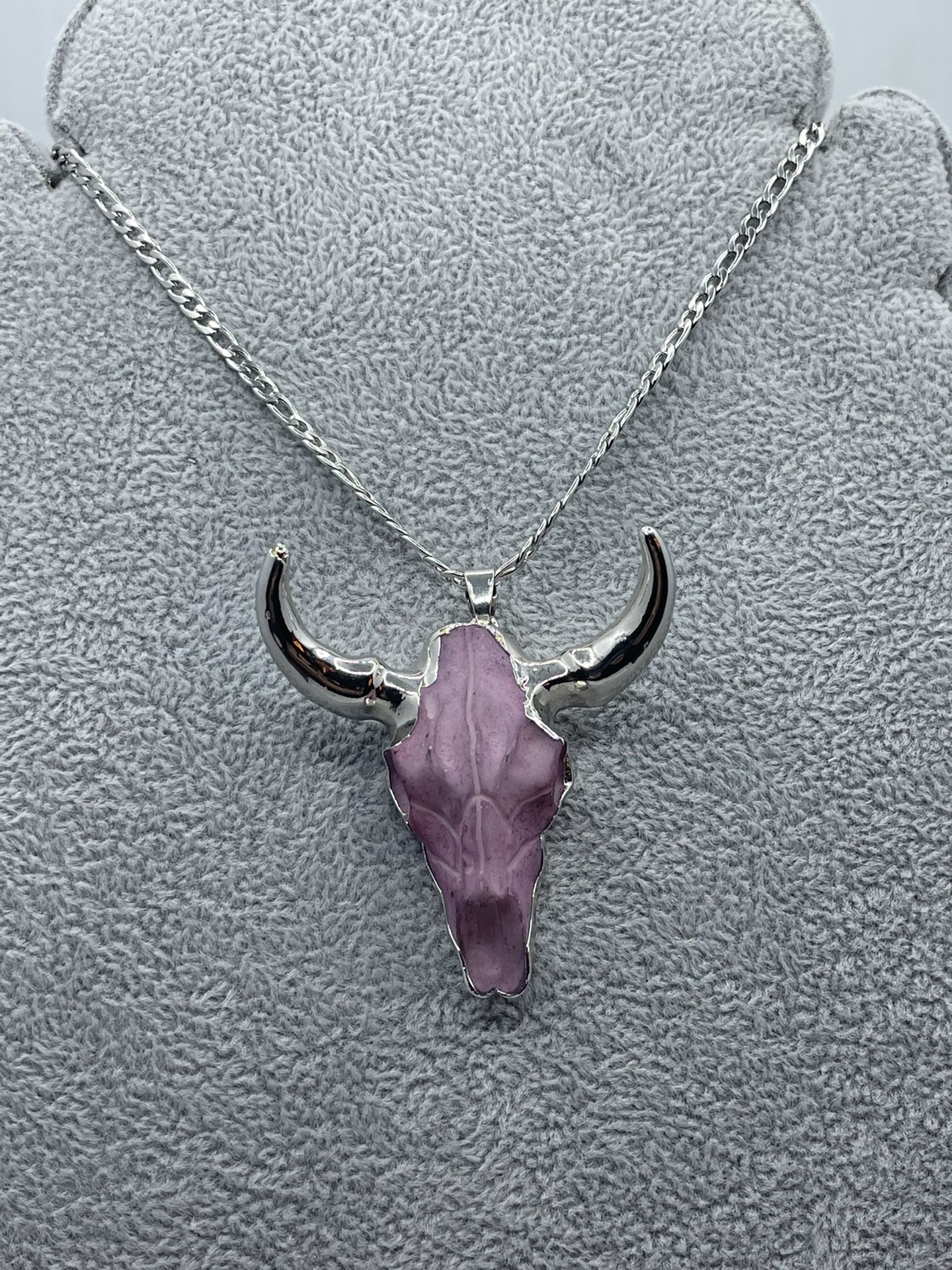 Large Bullhead Necklace 