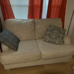 Sofa & Loveseat 