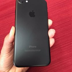 iPhone 7 32GB AT&T , Cricket H2O And Net 10