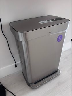 SIMPLE HUMAN Trash Can