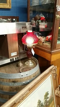 Nice red vintage lamp get it in time for Christmas perfect for a desk