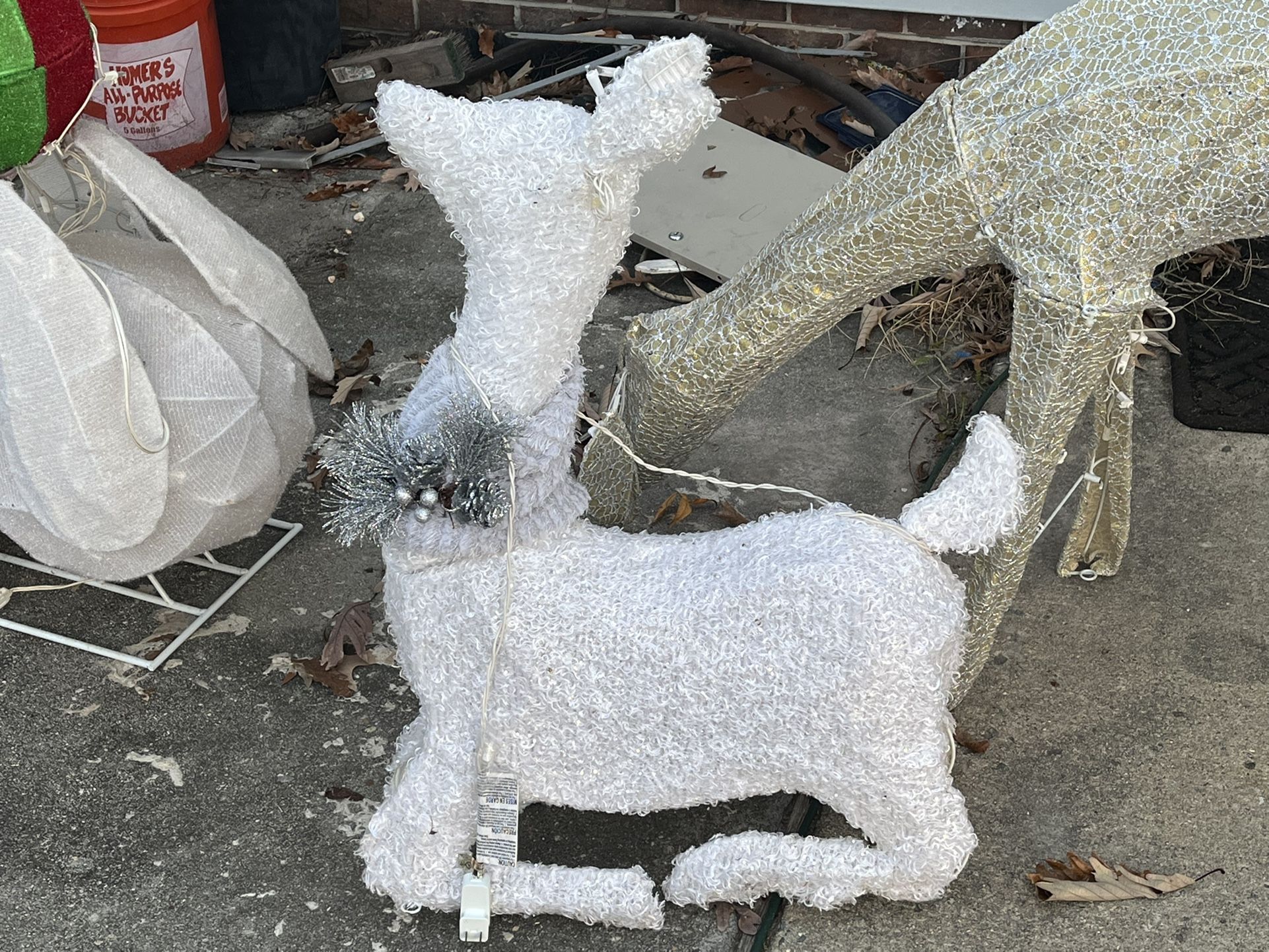 New Led White Tinsel Deer & Gold Deer Christmas Decor 
