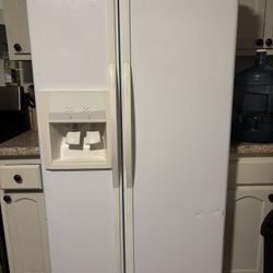 REFRIGERATOR | REFRIGERADOR