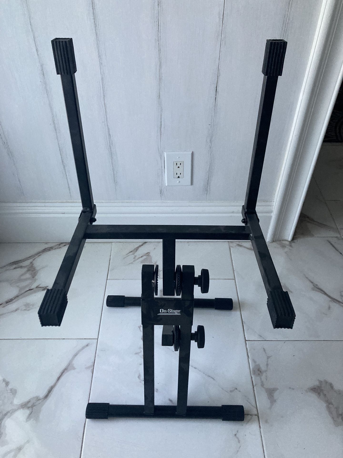 Guitar Amp Stands