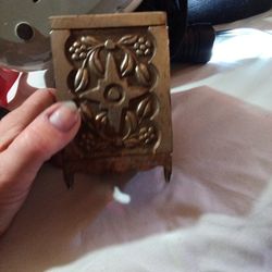 J&E Stevens Co. Cast Iron Key Lock Safe B