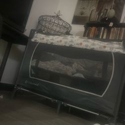 Play Pen  Bed 