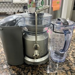 Breville Juicer