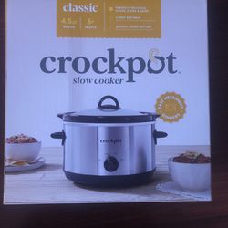 Crockpot Classic Slow Cooker 4.5 Qt 3 Heat Settings Brand New for