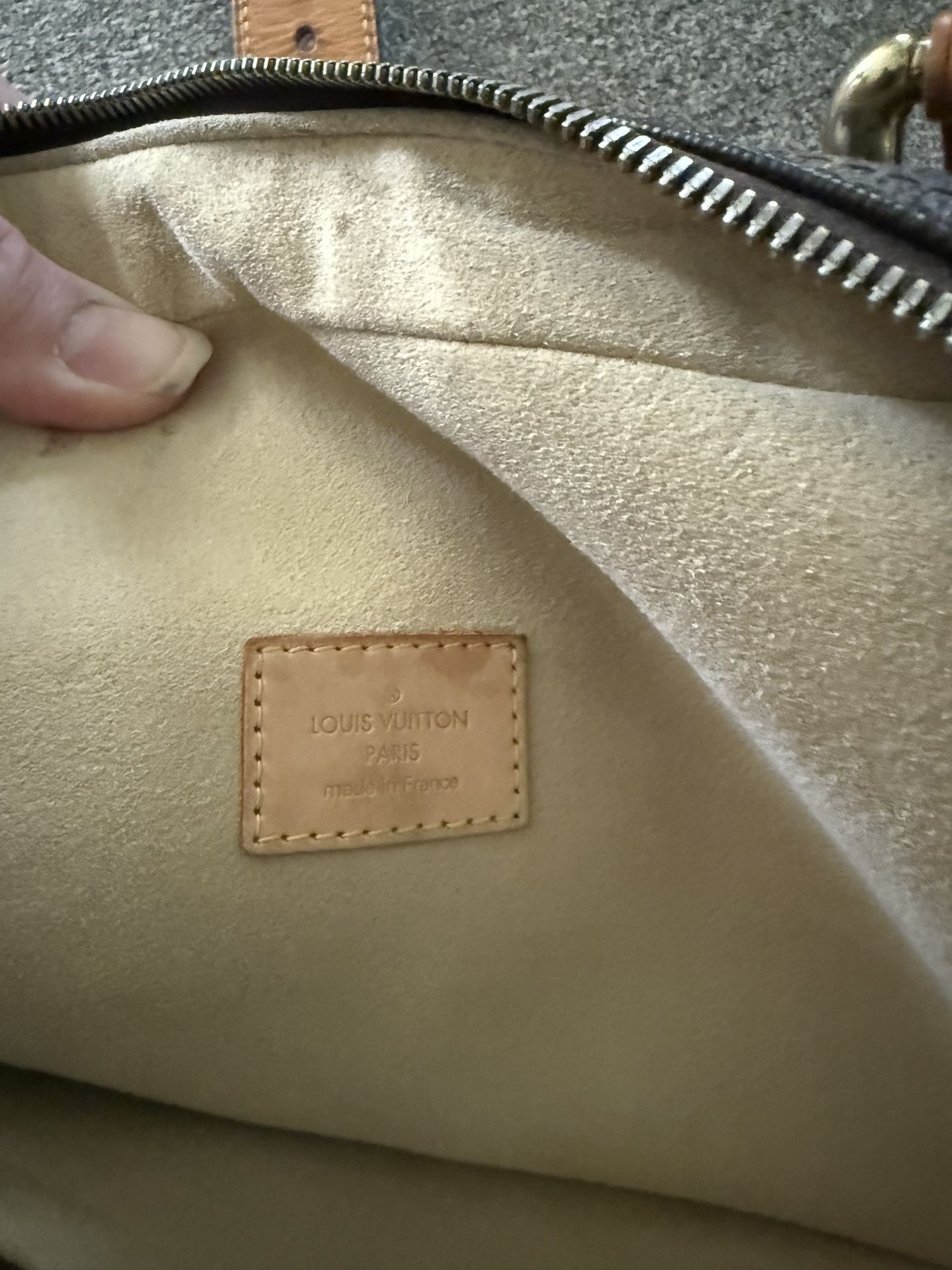 Louis Vuitton Manhattan collectors edition last one made number six of 1500