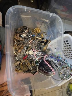Grab bin jewerly