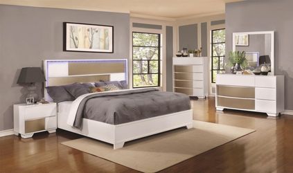 New contemporary white designer 4 pcs queen bedroom set