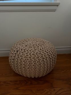 Cream Chunky Knit Round Pouf / Ottoman
