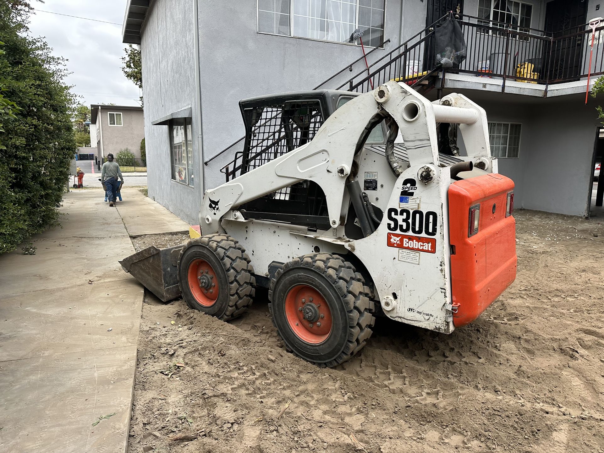 Skid Steer Bobcat SERVICES