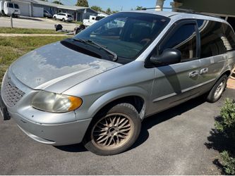 2004 Chrysler Town & Country
