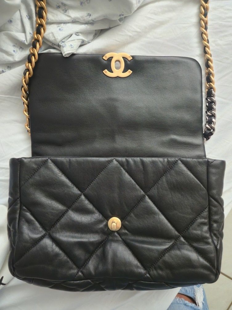 Soft Leather Bag 