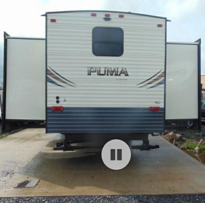 Photo 2019 38ft puma travel trailer