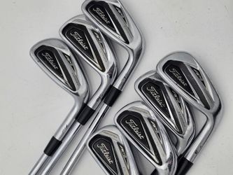 Titleist 716 AP2 Forged Iron Set 4-PW RH AMT S300 Stiff Midsize Grips