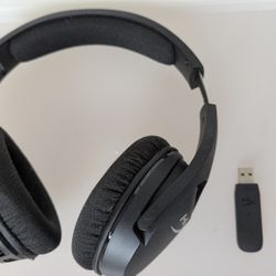 HyperX Cloud Stinger wireless gaming headset