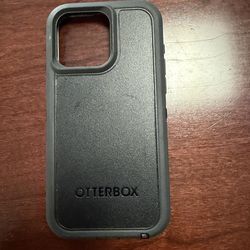 OtterBox Defender Case for iPhone 15 Max