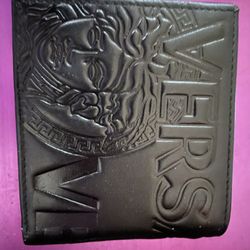 New Never Used Versace Wallet  Cheap!