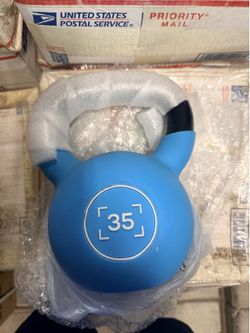 Brand new 35lb kettlebell