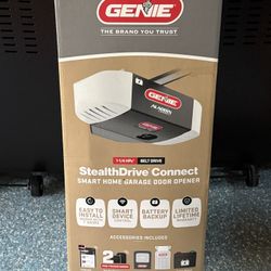 Genie 1-1/4 HPc Smart Compatible Belt drive Garage Door Opener Wi-Fi Compatibility And Battery Backup